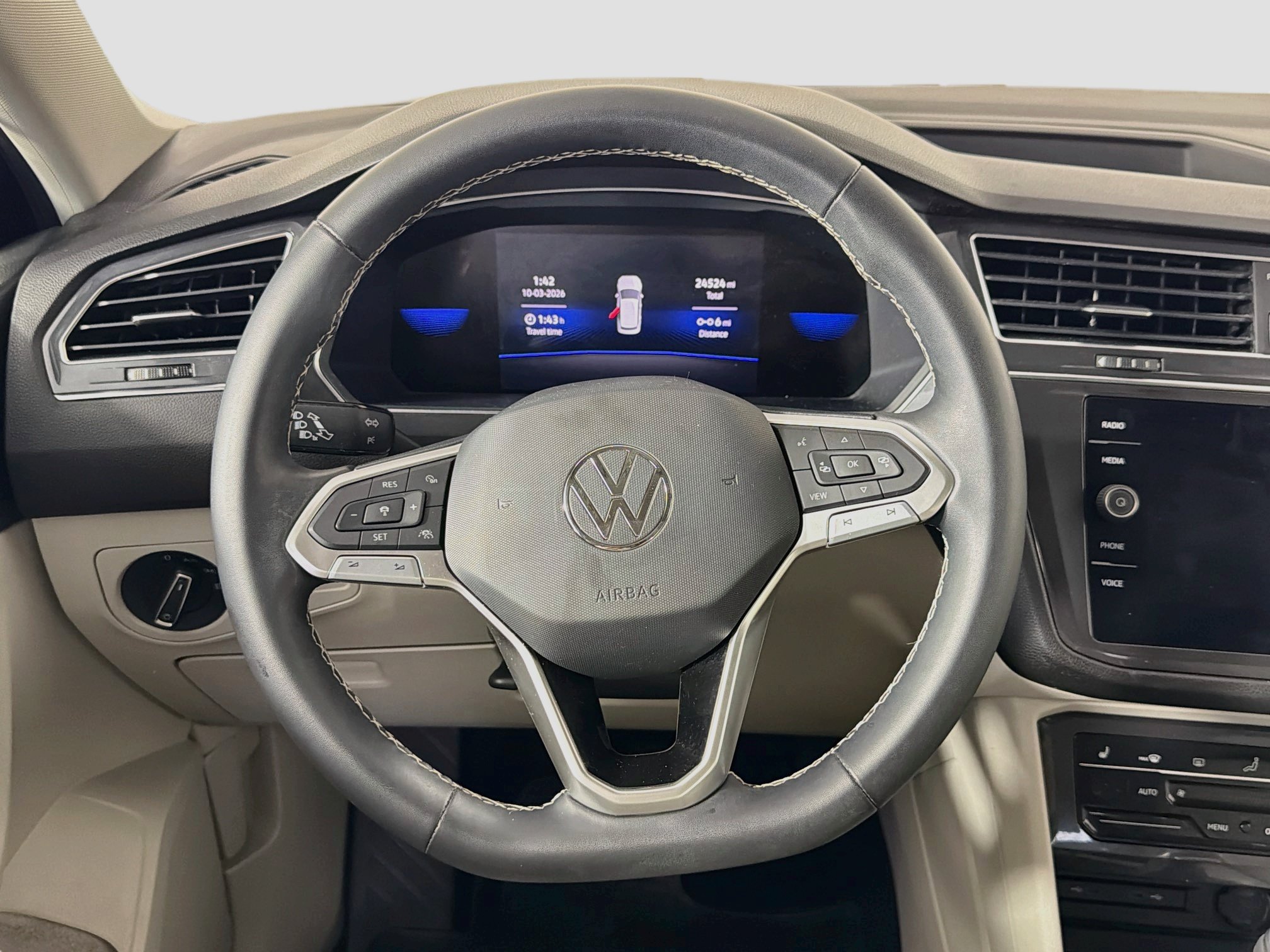 Used 2023 Volkswagen Tiguan SE FWD image 18