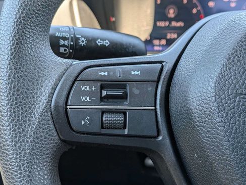 Certified 2025 Honda Accord LX image 22