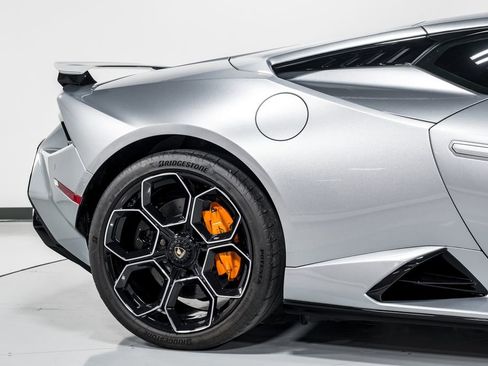 Used 2023 Lamborghini Huracan Tecnica RWD image 47