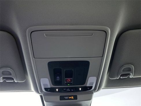 New 2025 Honda Accord SE image 22