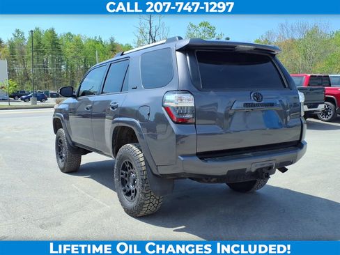 Used 2021 Toyota 4Runner SR5 Premium w/ Moonroof Package AWD/4WD image 7
