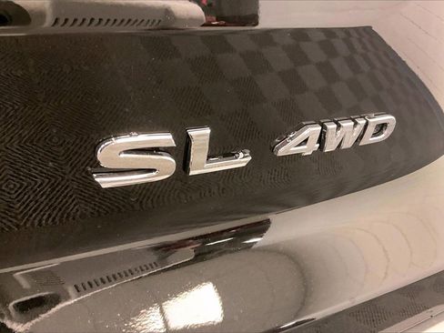 Certified 2025 Nissan Pathfinder SL image 7