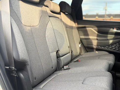 Used 2023 Hyundai Santa Fe SEL image 18