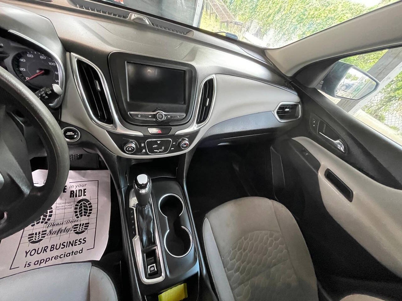 Used 2020 Chevrolet Equinox LS FWD image 10