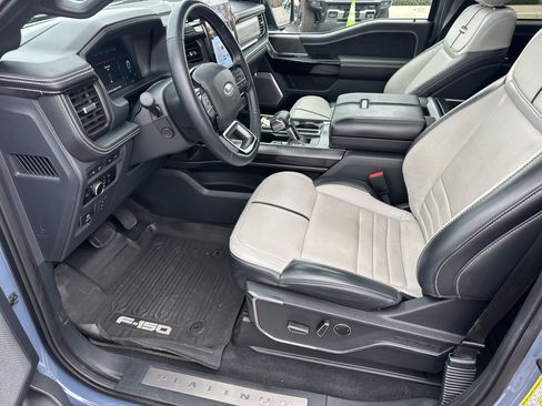 Used 2023 Ford F150 Lightning Platinum image 10