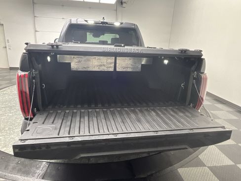 Used 2023 Toyota Tundra Platinum AWD/4WD image 32