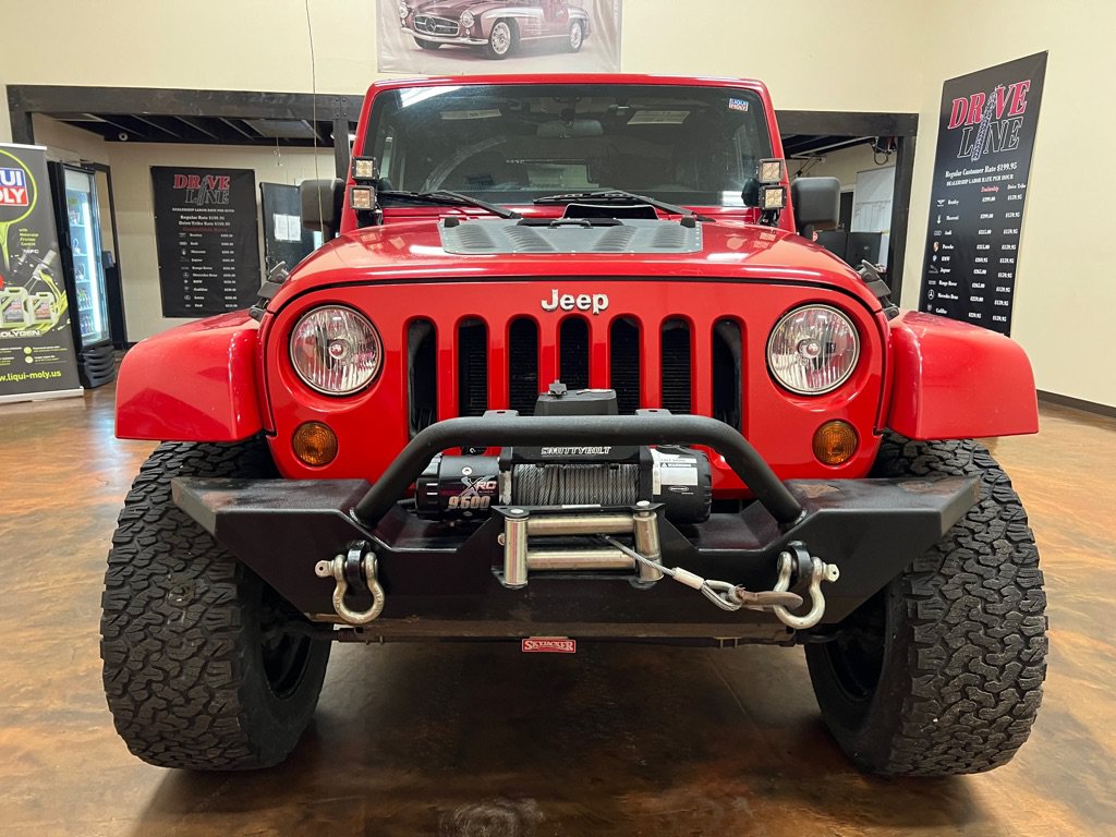 Used 2011 Jeep Wrangler Sahara AWD/4WD image 4