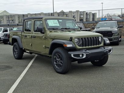 New 2026 Jeep Gladiator Sport