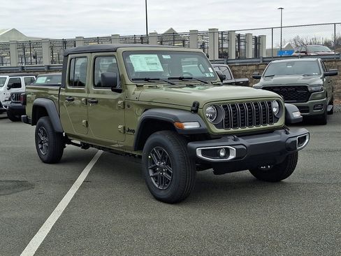 New 2026 Jeep Gladiator Sport AWD/4WD image 1