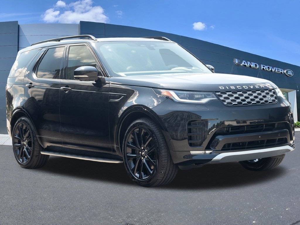 New 2026 Land Rover Discovery Limited Edition AWD/4WD image 3