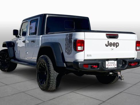 Used 2022 Jeep Gladiator Rubicon w/ Cold Weather Group image 12