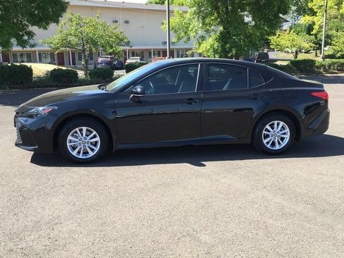 Used 2025 Toyota Camry LE w/ Convenience Package AWD/4WD image 3