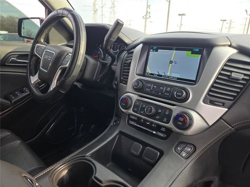 Used 2019 GMC Yukon SLT w/ Open Road Package image 8