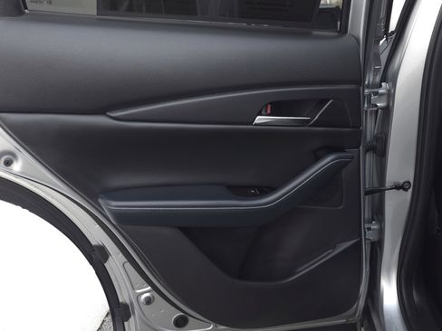 Used 2020 MAZDA CX-30 FWD w/ Preferred Package image 29