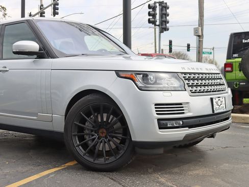 Used 2017 Land Rover Range Rover Supercharged image 3