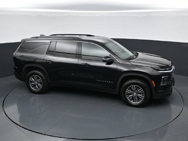 Used 2025 Chevrolet Traverse LT AWD/4WD image 41