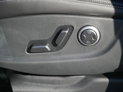 New 2026 Genesis GV70 2.5T Advanced image 5