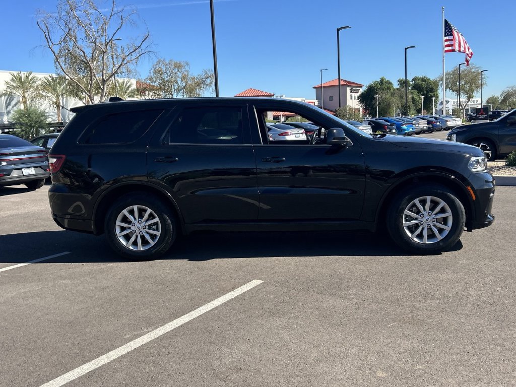 Used 2025 Dodge Durango GT RWD image 2