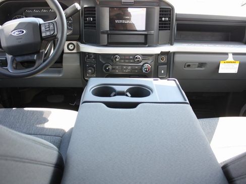 New 2026 Ford F250 XL w/ XL Chrome Package image 15