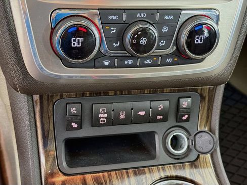 Used 2014 GMC Acadia Denali AWD/4WD image 19