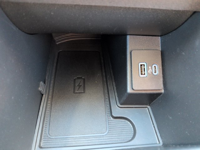 Certified 2024 Ford Edge Titanium AWD/4WD image 42