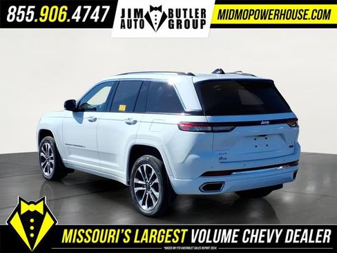 Used 2023 Jeep Grand Cherokee Overland w/ Luxury Tech Group IV image 4
