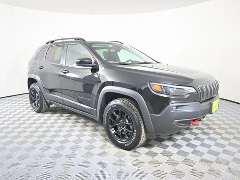 Used 2022 Jeep Cherokee Trailhawk w/ Sound & Nav Group image 9