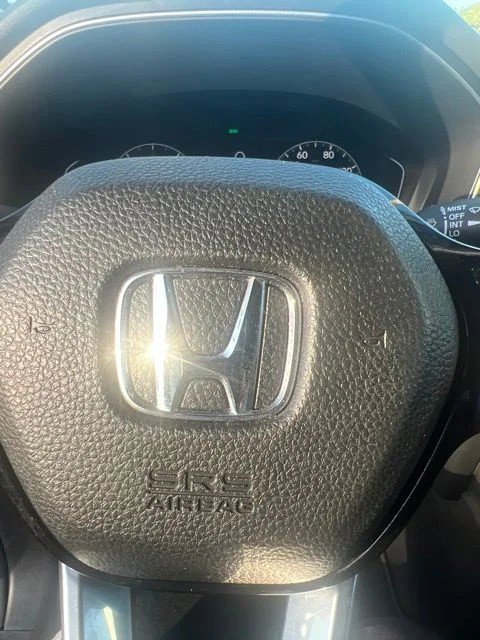 Certified 2025 Honda Pilot Touring image 25