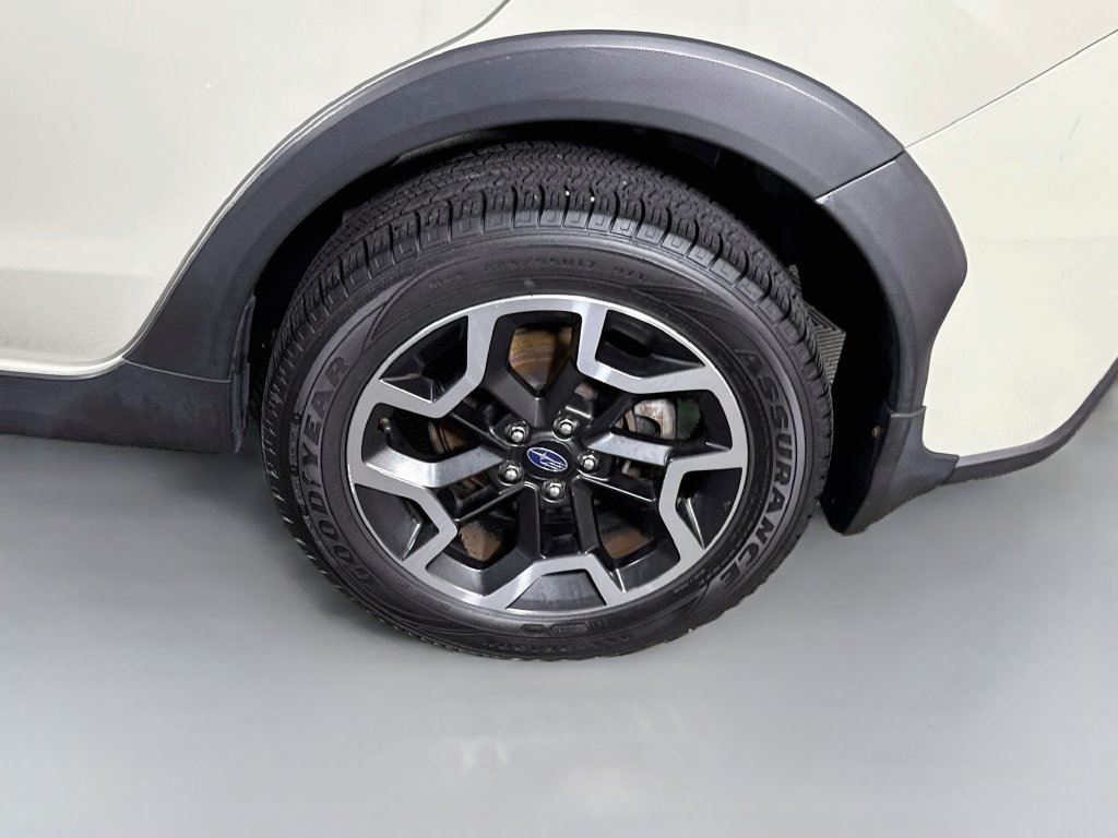 Used 2017 Subaru Crosstrek 2.0i Premium AWD/4WD image 33