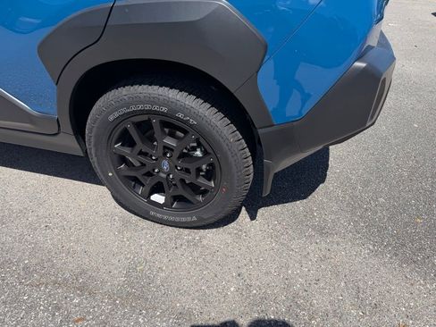 Used 2025 Subaru Crosstrek 2.5i Wilderness image 9