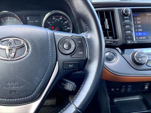 Used 2017 Toyota RAV4 SE w/ Advanced Technology Package FWD image 25
