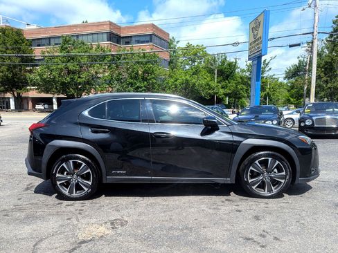 Used 2020 Lexus UX 250h w/ Premium Package image 7
