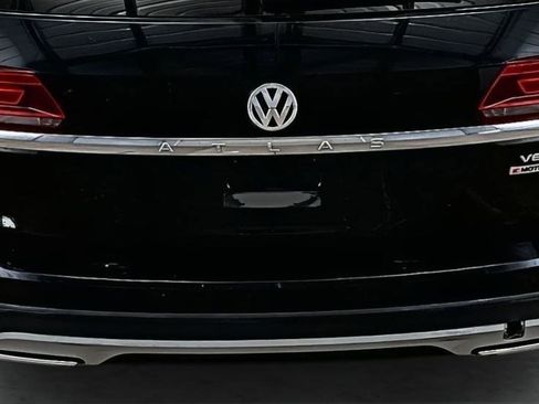Used 2018 Volkswagen Atlas Launch Edition image 11