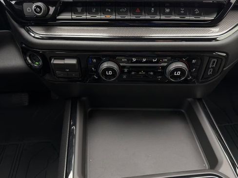 New 2026 Chevrolet Silverado 2500 ZR2 AWD/4WD image 16