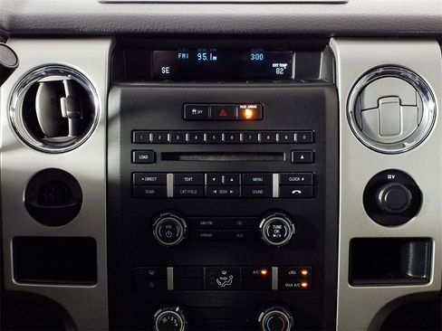 Used 2011 Ford F150 XLT image 21