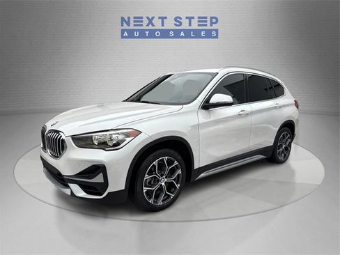 Used 2021 BMW X1 sDrive28i w/ Convenience Package image 3
