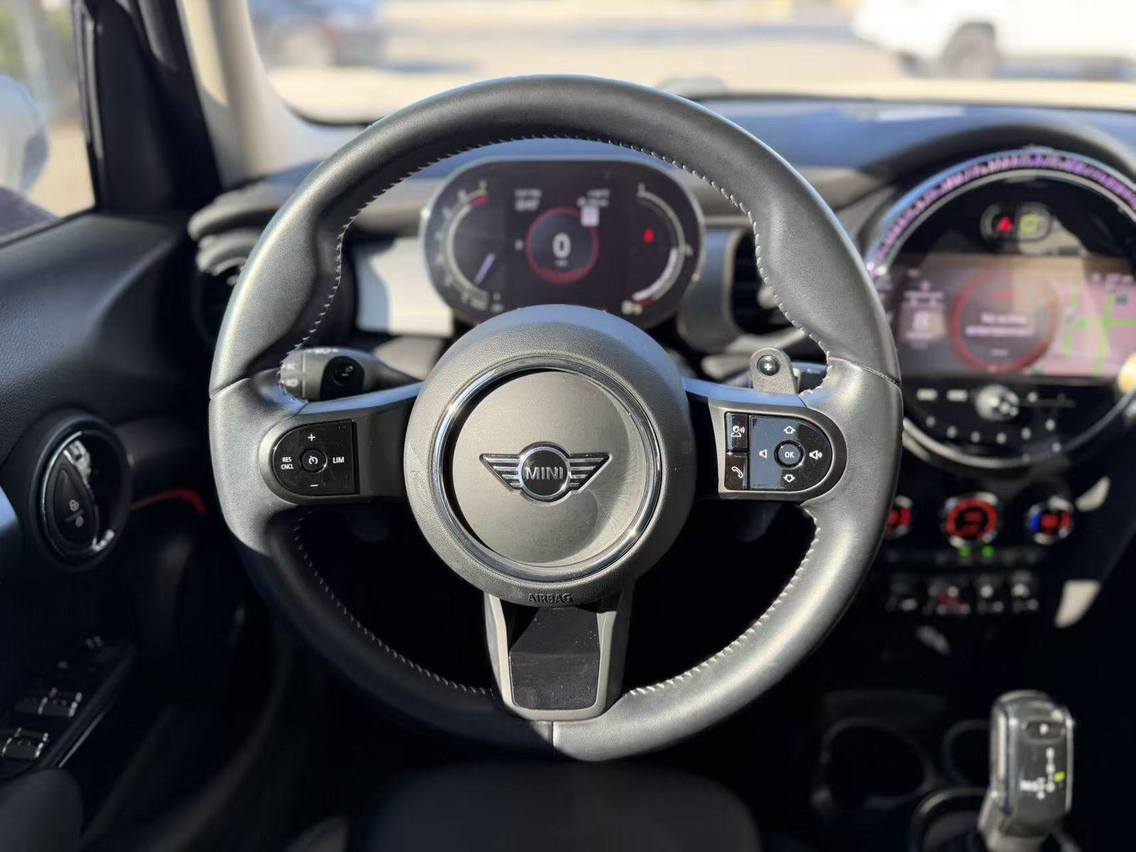 Used 2024 MINI Cooper S FWD image 11