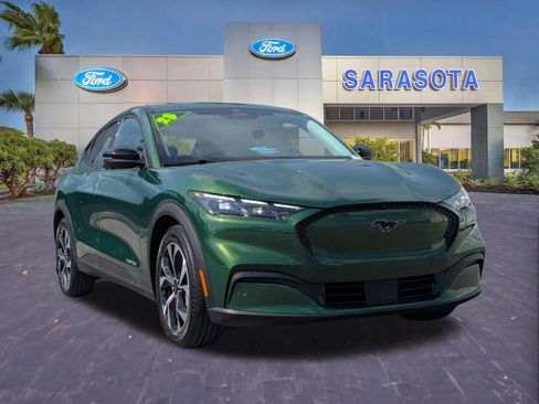 Used 2025 Ford Mustang Mach-E Select w/ Comfort Package Lite AWD/4WD image 1