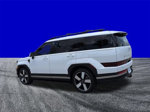 Used 2025 Hyundai Santa Fe Limited FWD image 6