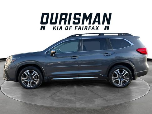 Used 2023 Subaru Ascent Limited w/ Technology Package AWD/4WD image 3