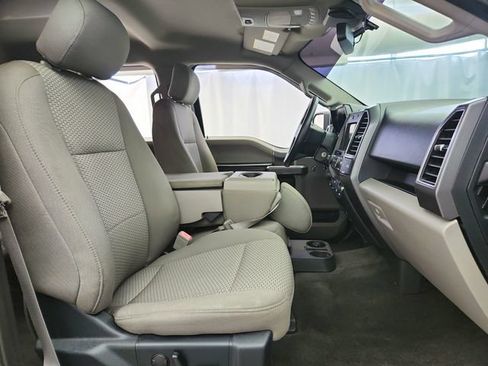 Used 2019 Ford F150 XLT w/ Equipment Group 302A Luxury AWD/4WD image 24