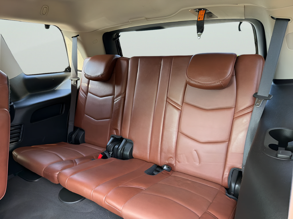 Used 2020 Cadillac Escalade Premium Luxury RWD image 40