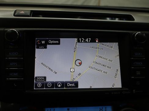 Used 2017 Toyota RAV4 Limited image 22