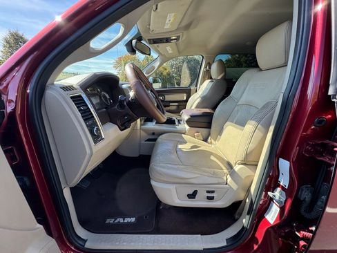 Used 2015 RAM 2500 Laramie w/ Convenience Group image 15