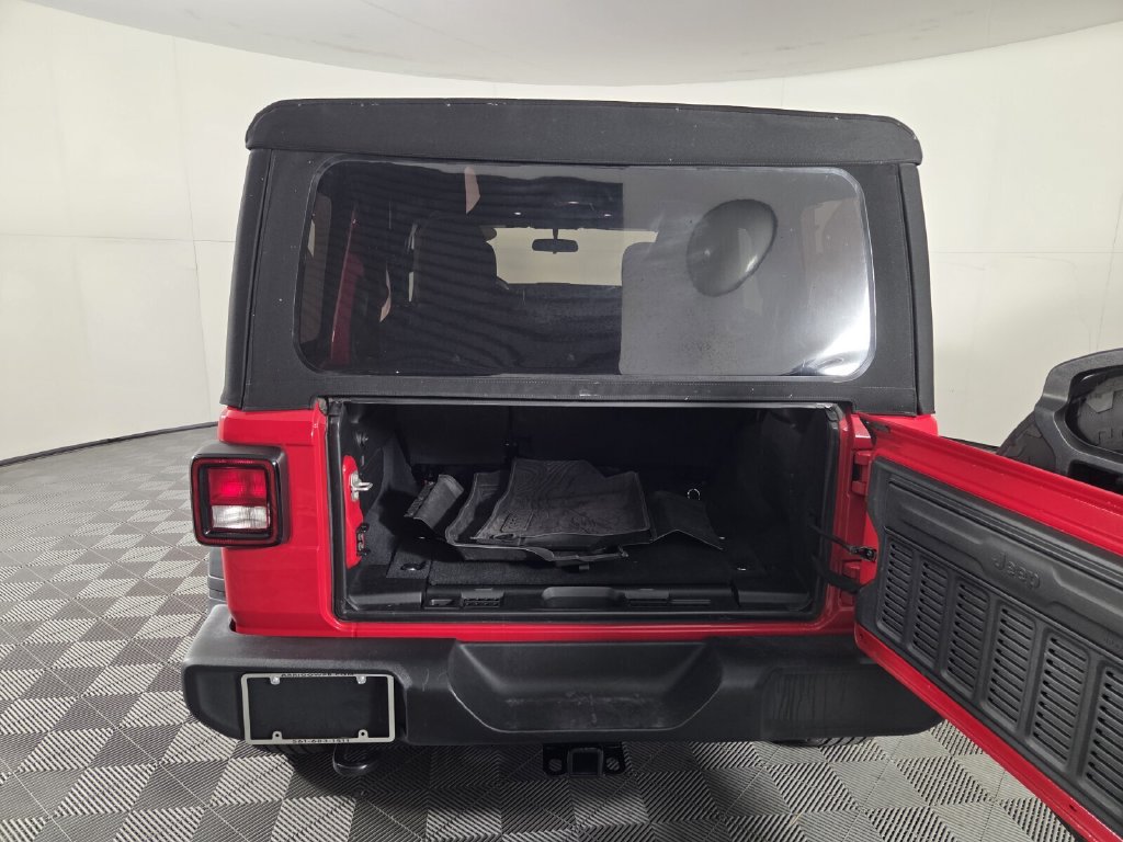 Used 2024 Jeep Wrangler Unlimited Sport AWD/4WD image 28