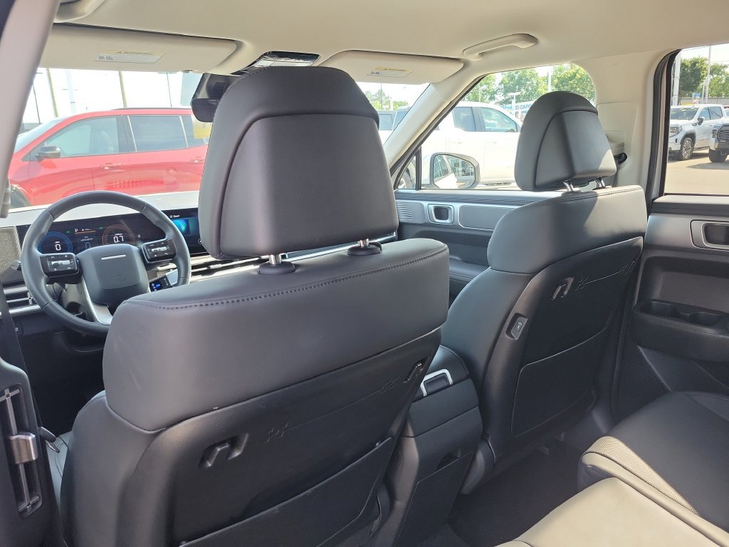 Used 2026 Hyundai Santa Fe SEL AWD/4WD image 15