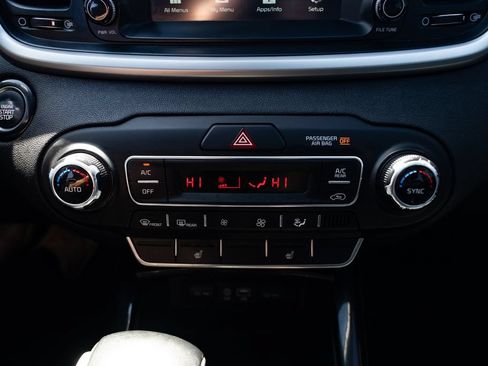 Used 2020 Kia Sorento EX AWD/4WD image 16