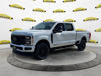 New 2025 Ford F350 Lariat w/ Black Appearance Package