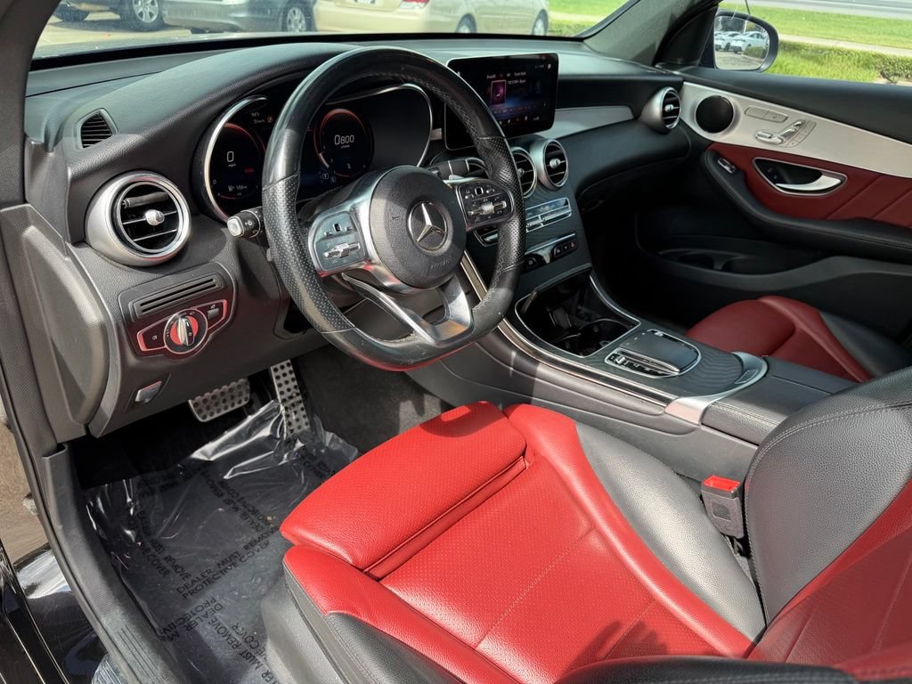 Used 2022 Mercedes-Benz GLC 300 4MATIC image 12