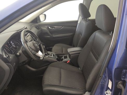 Used 2019 Nissan Rogue SV FWD image 17